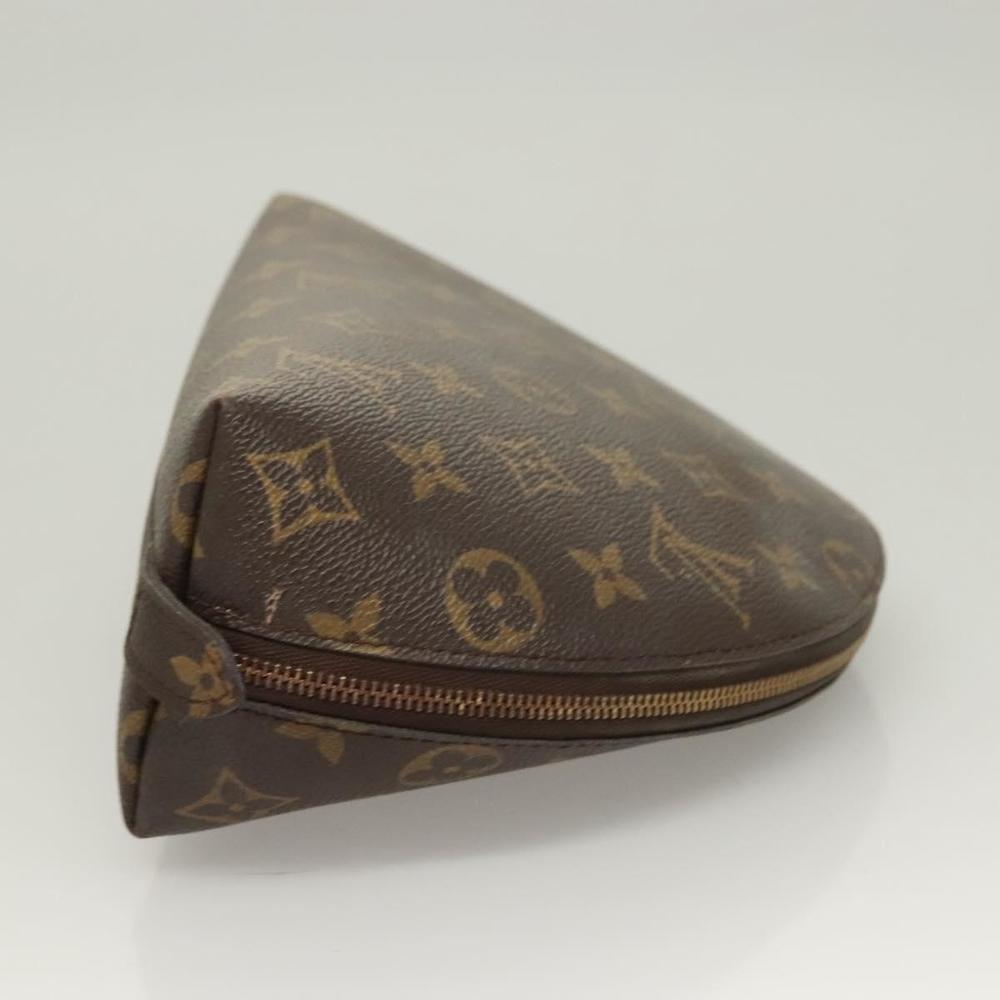 LOUIS VUITTON Monogram Trousse Demi Ronde Cosmetic Pouch M47520 LV Auth 131163 - Picture 3 of 16